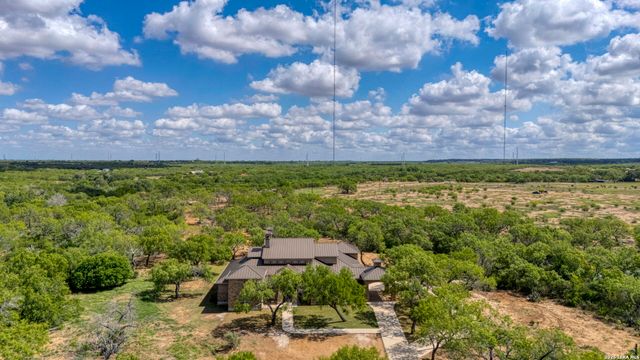 10651 KOSUB LN, San Antonio, TX 78223