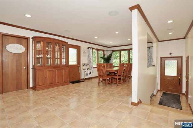 434 Hasbrouck Boulevard, Oradell, NJ 07649