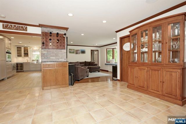 434 Hasbrouck Boulevard, Oradell, NJ 07649
