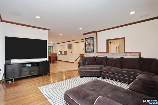 434 Hasbrouck Boulevard, Oradell, NJ 07649