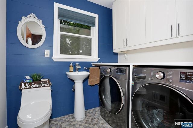 434 Hasbrouck Boulevard, Oradell, NJ 07649