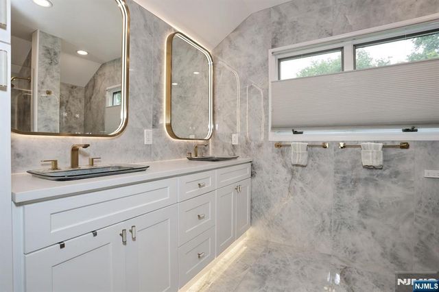 434 Hasbrouck Boulevard, Oradell, NJ 07649