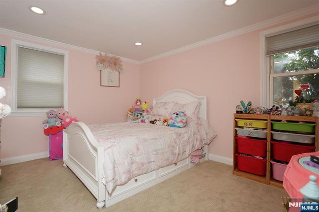 434 Hasbrouck Boulevard, Oradell, NJ 07649