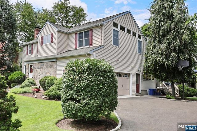 434 Hasbrouck Boulevard, Oradell, NJ 07649