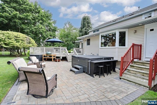 434 Hasbrouck Boulevard, Oradell, NJ 07649