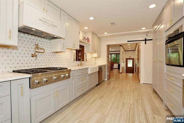 434 Hasbrouck Boulevard, Oradell, NJ 07649