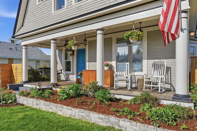 2323 N Wall St, Spokane, WA 99205