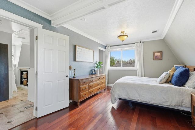 2323 N Wall St, Spokane, WA 99205