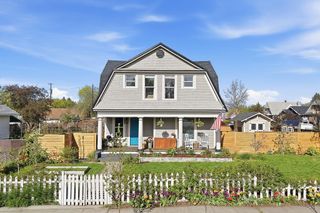 2323 N Wall St, Spokane, WA 99205