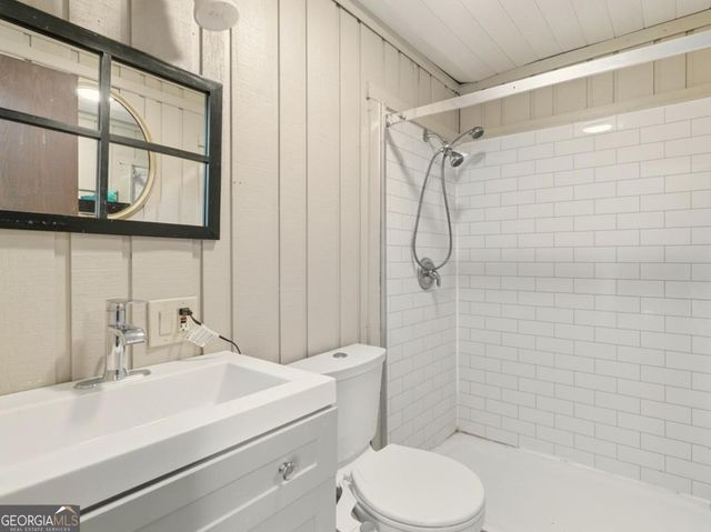 452 E Sugarbush Drive, Dillard, GA 30537