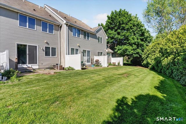 108 Sunrise Circle 108, Newington, CT 06111