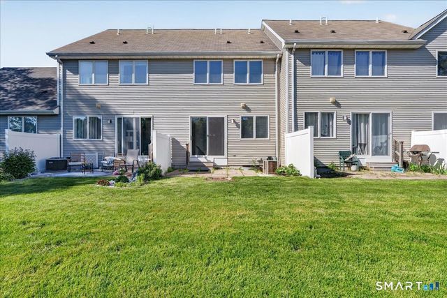 108 Sunrise Circle 108, Newington, CT 06111