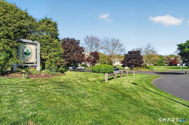 108 Sunrise Circle 108, Newington, CT 06111