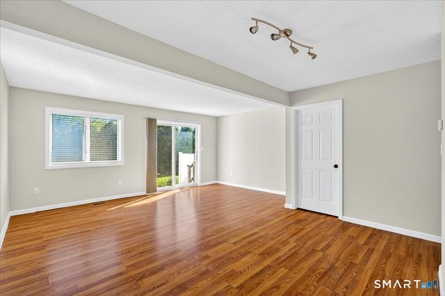 108 Sunrise Circle 108, Newington, CT 06111