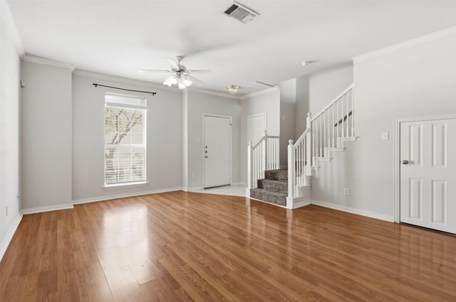 121 Wildwood Court 200, Grapevine, TX 76051