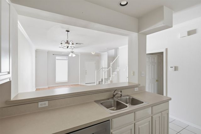 121 Wildwood Court 200, Grapevine, TX 76051