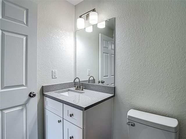 326 S GROSSE AVENUE 2, Tarpon Springs, FL 34689