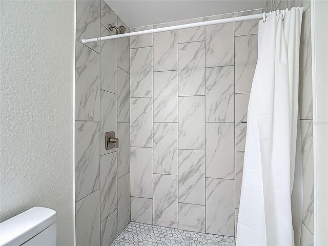 326 S GROSSE AVENUE 2, Tarpon Springs, FL 34689