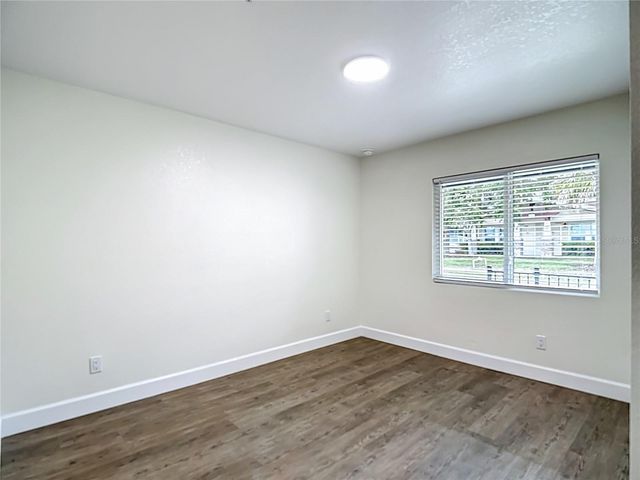 326 S GROSSE AVENUE 2, Tarpon Springs, FL 34689