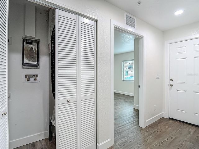 326 S GROSSE AVENUE 2, Tarpon Springs, FL 34689