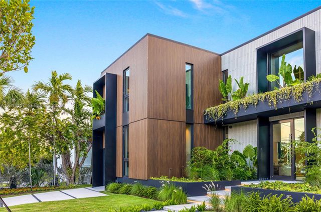 4550 N Jefferson Avenue, Miami Beach, FL 33140