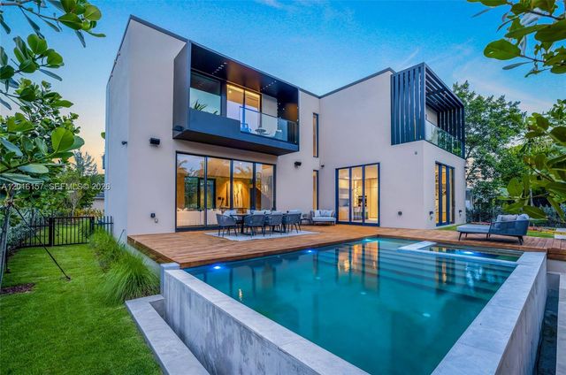 4550 N Jefferson Avenue, Miami Beach, FL 33140