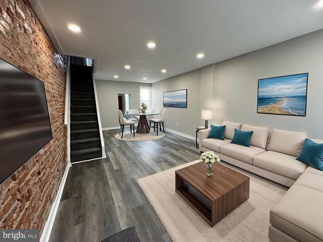 2718 E MADISON ST, Philadelphia, PA 19134