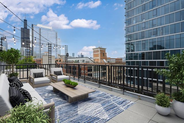 850 W Adams Street 7C, Chicago, IL 60607