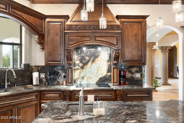 2728 W ARDMORE Road, Laveen, AZ 85339