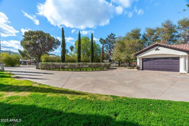 2728 W ARDMORE Road, Laveen, AZ 85339