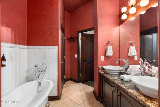 2728 W ARDMORE Road, Laveen, AZ 85339