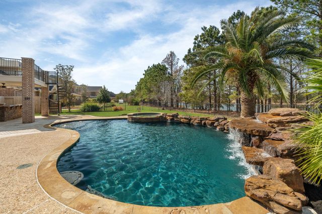 28527 Wild Mustang Lane, Fulshear, TX 77441