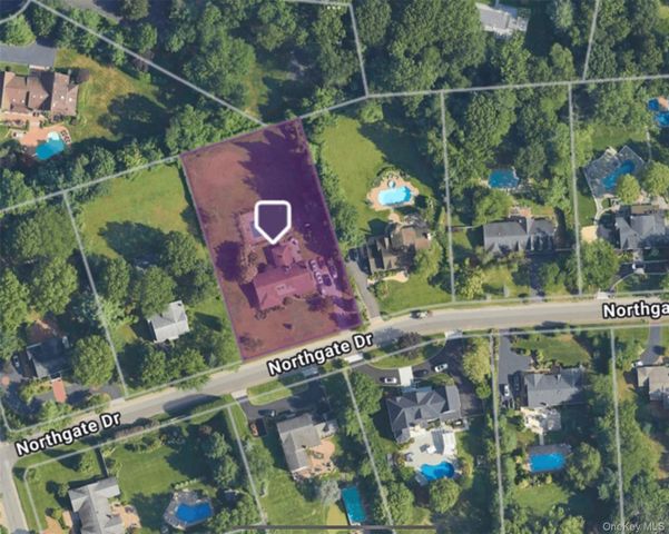 25 Northgate Drive, Syosset, NY 11791