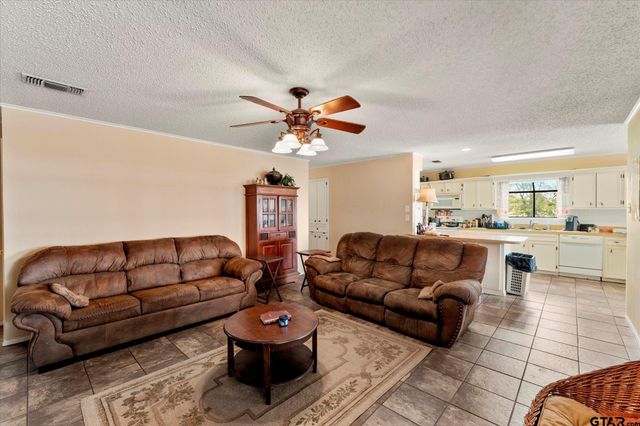 189 CR 1886, Yantis, TX 75497