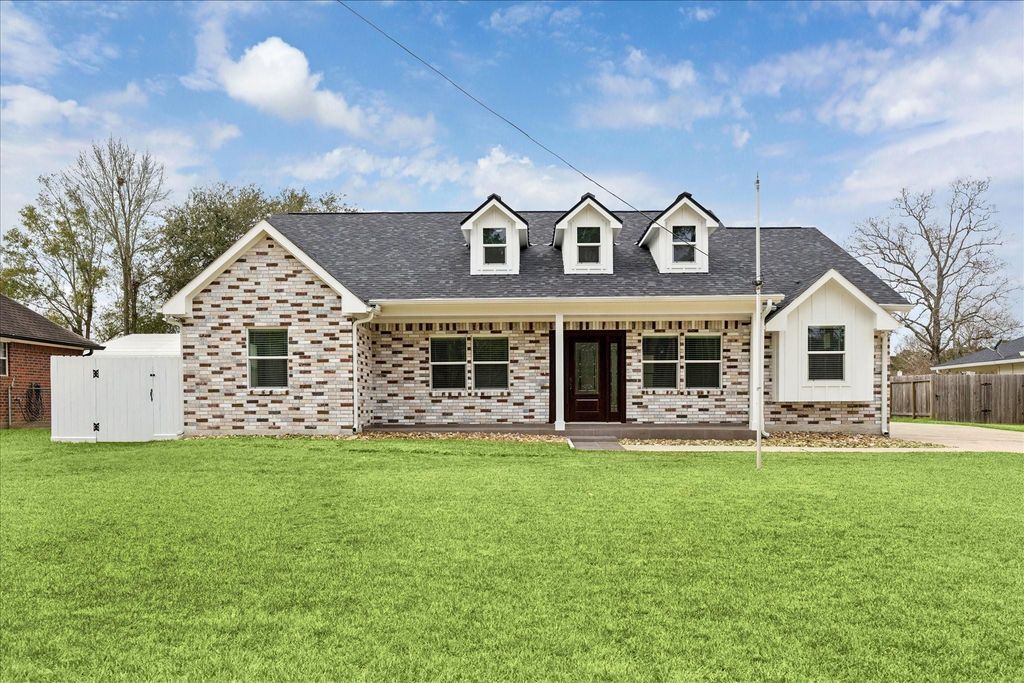 30731 Martens Road, Tomball, TX 77375