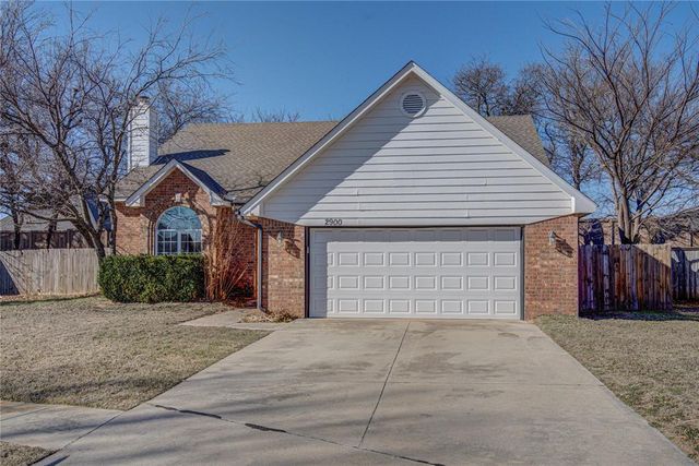2900 Glasgow Drive, Norman, OK 73072