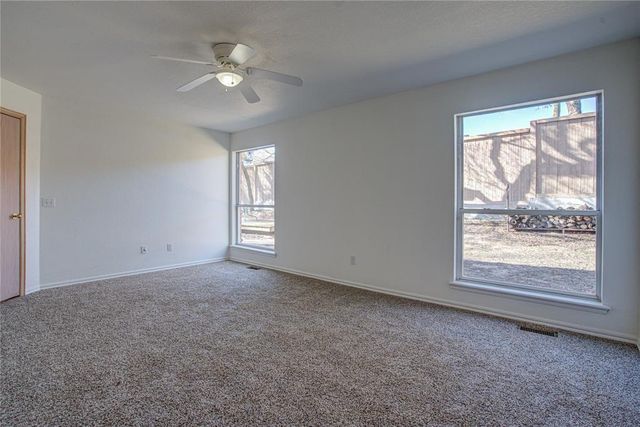 2900 Glasgow Drive, Norman, OK 73072