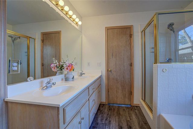 2900 Glasgow Drive, Norman, OK 73072