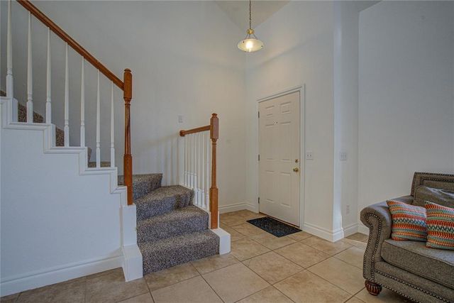 2900 Glasgow Drive, Norman, OK 73072