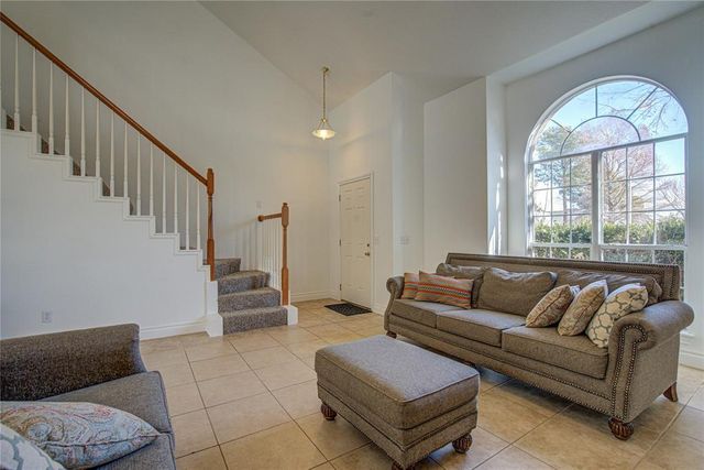 2900 Glasgow Drive, Norman, OK 73072