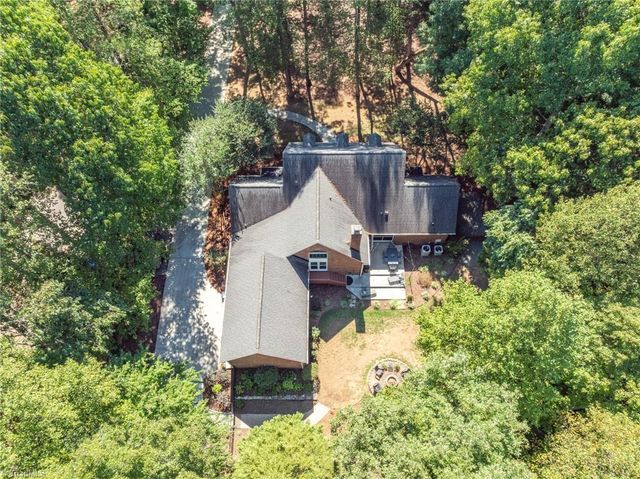 5501 Stonebridge Road, Pleasant Garden, NC 27313