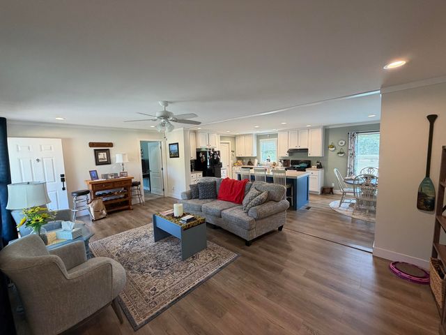 177 Ash Hill Drive, Eutawville, SC 29048