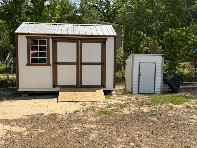 177 Ash Hill Drive, Eutawville, SC 29048