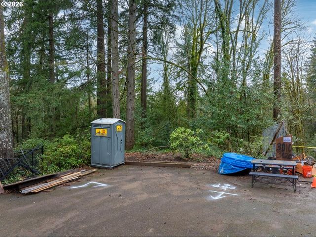 3014 Sw NOTTINGHAM Dr, Portland, OR 97201