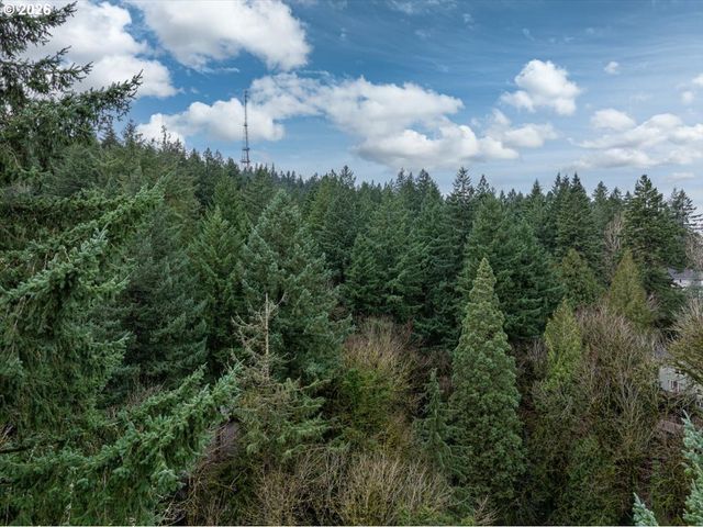 3014 Sw NOTTINGHAM Dr, Portland, OR 97201