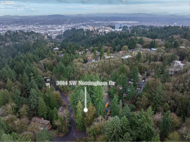 3014 Sw NOTTINGHAM Dr, Portland, OR 97201