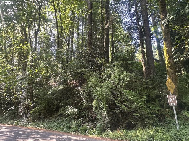 3014 Sw NOTTINGHAM Dr, Portland, OR 97201