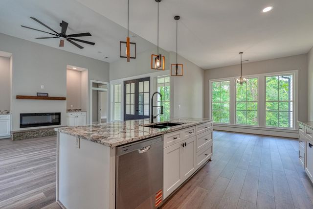 729 Wilson Ferry Road, Moore, SC 29369