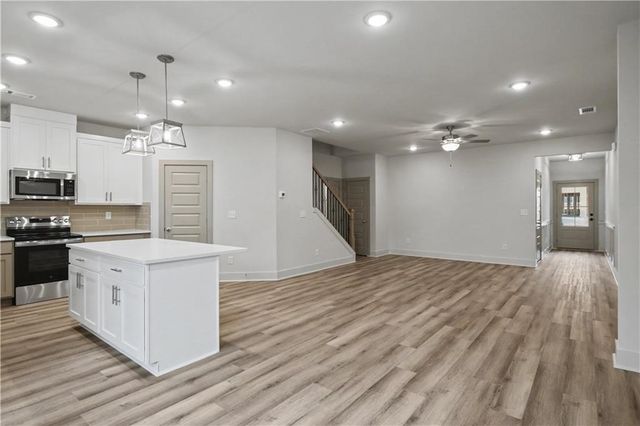 4306 Fern River Bend 72, Norcross, GA 30093