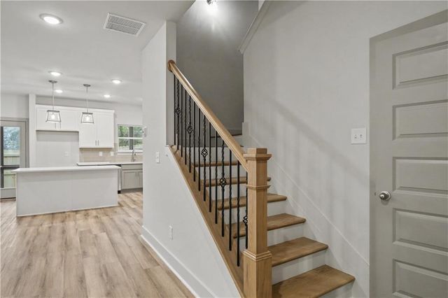 4306 Fern River Bend 72, Norcross, GA 30093